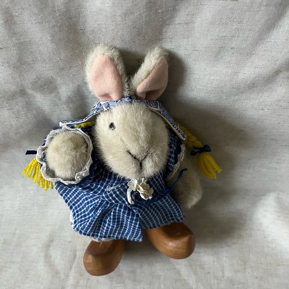 Vintage Muffy Vanderbear Dutch Treat 1991